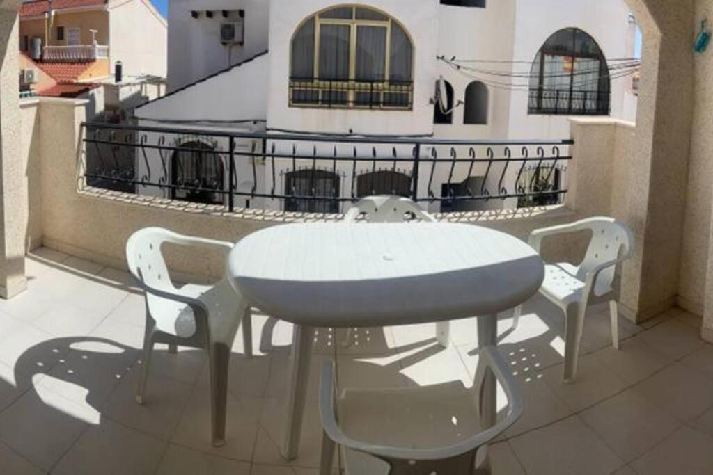 Tranquila Apartment Torrevieja Luaran gambar